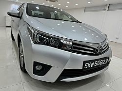 Toyota Corolla Altis 1.6L CVT Elegance LED Keyless 2015 Silver